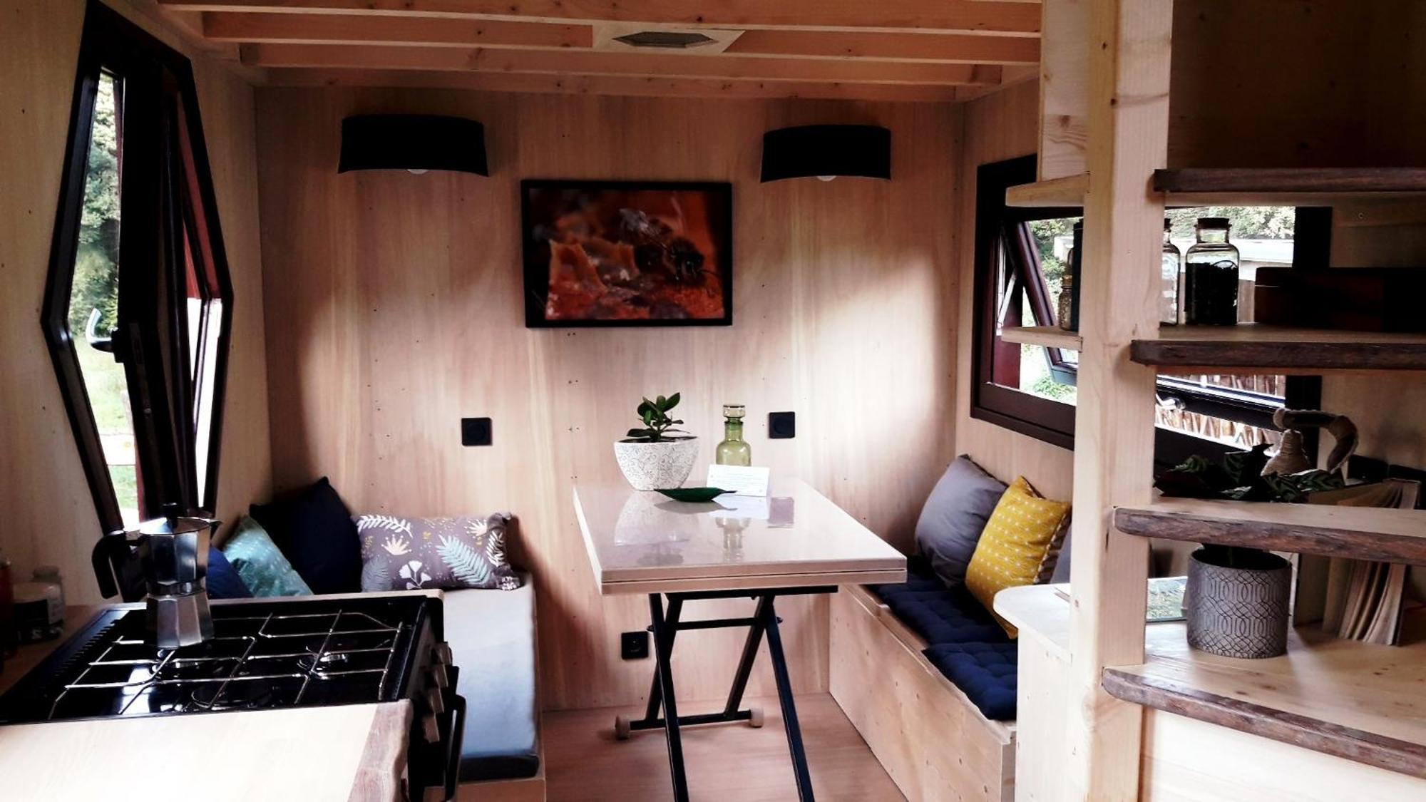 La Fontaine Airmeth Bed & Breakfast Ploerdut ภายนอก รูปภาพ